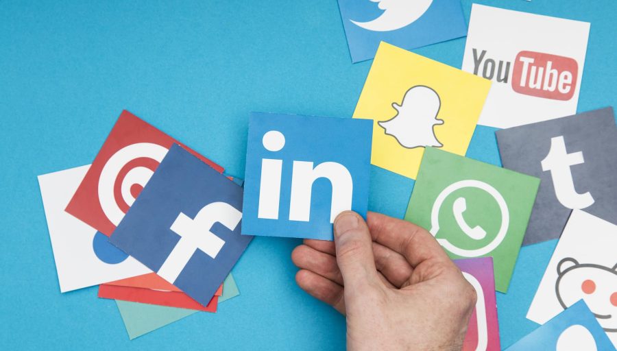 8 Strategies to Grow Your Business with LinkedIn Stories